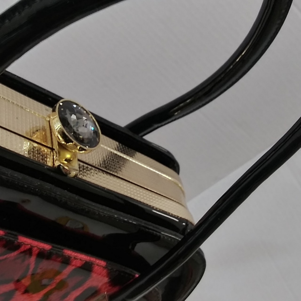 Black and Red Leopard print patent leather purse ♥️ - Picture 8 of 12